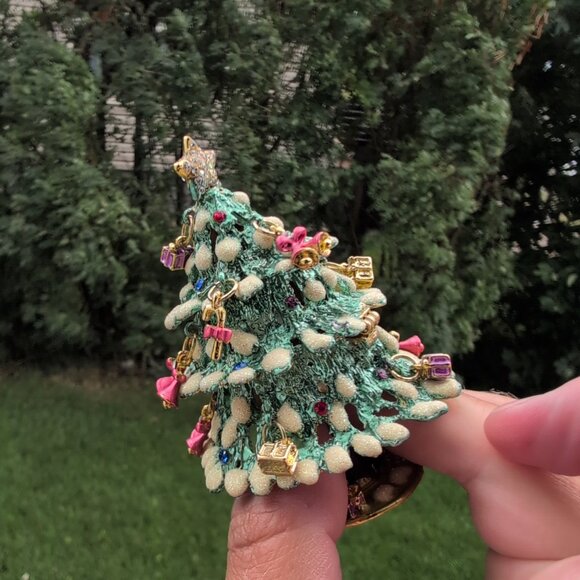 Christmas Tree Decoration With Trinket Ornaments Quality Decoration - Picture 2 of 5